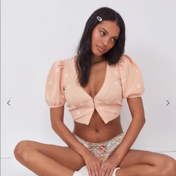 FLL VS embroidered - Picture 2 of 3